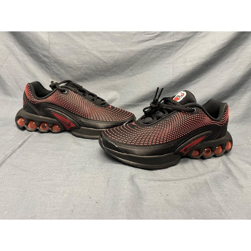 Nike Air Max Dn (GS) Sneakers Black Red Boys Size 5 NEW NO BOX!